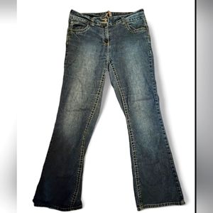 Penningtons Boot Leg Stretchy Jean with Button Up Back Pockets